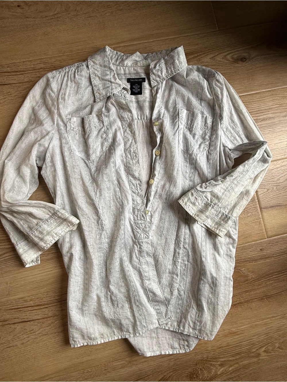 Calvin Klein Gray/ White Vintage Button Front Shirt